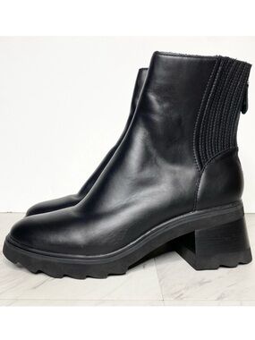 Dolce Vita Martey Black Leather Chunky Heeled Boot 9 1/2